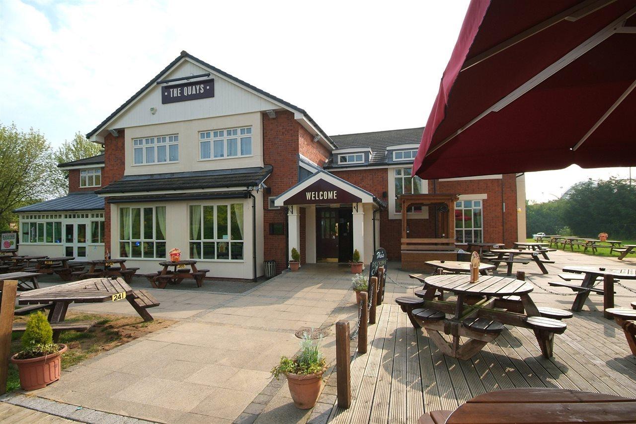 Premier Inn Basildon Exterior photo