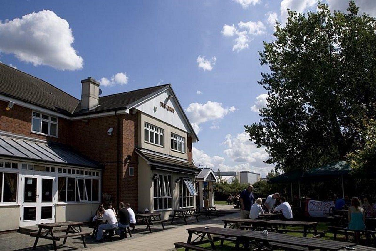 Premier Inn Basildon Exterior photo